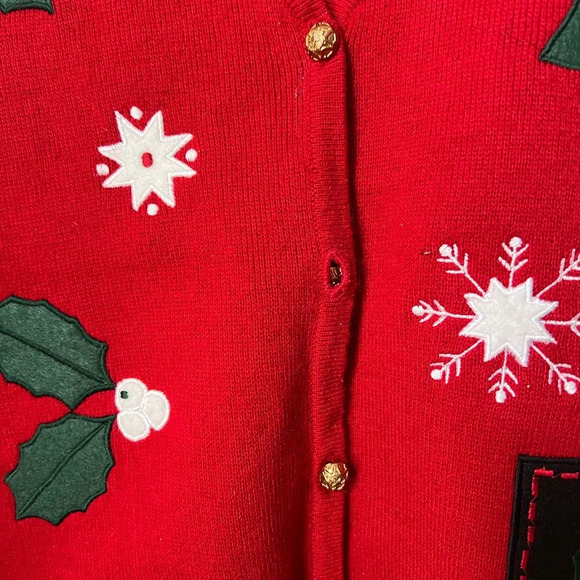 Croft & Barrow Petite Christmas Vest - Picture 2 of 5